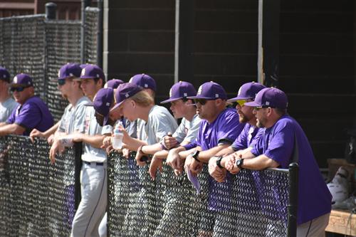 dugout 
